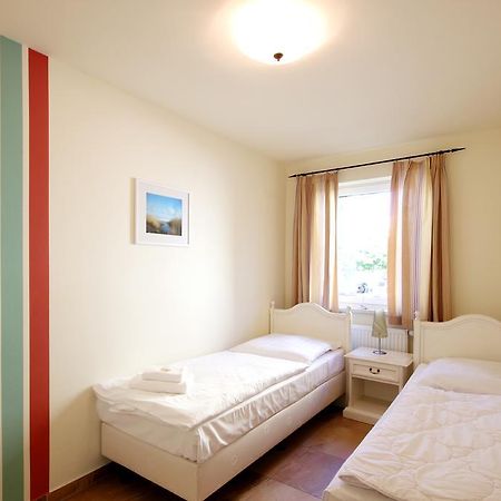Apartmenthaus Hus Uebi By Rujana Binz Exterior photo