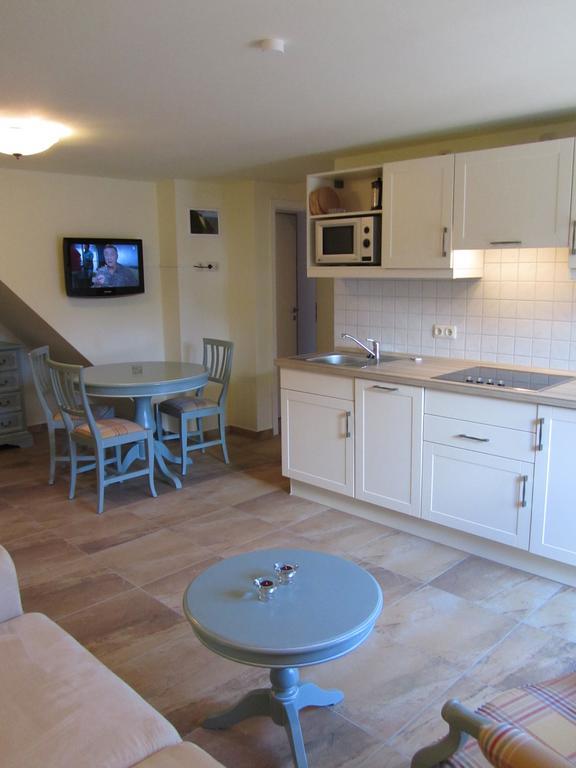 Apartmenthaus Hus Uebi By Rujana Binz Room photo