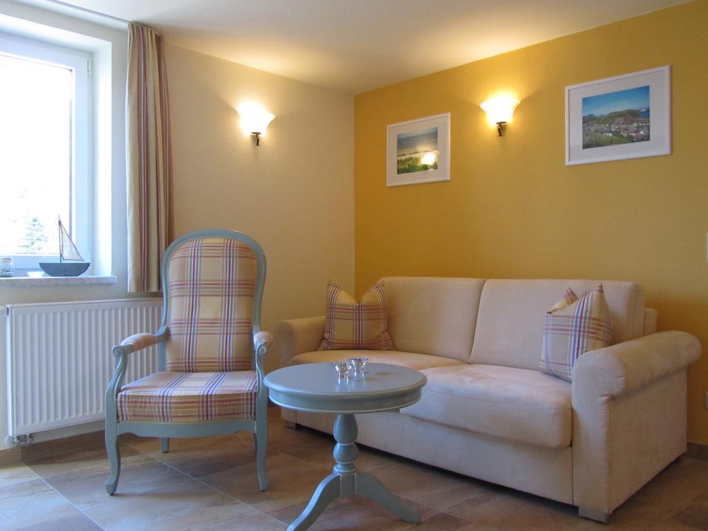 Apartmenthaus Hus Uebi By Rujana Binz Room photo