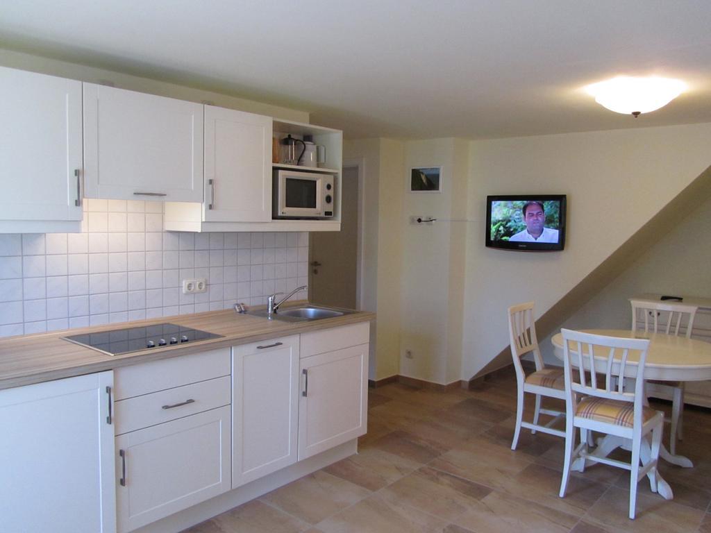 Apartmenthaus Hus Uebi By Rujana Binz Room photo