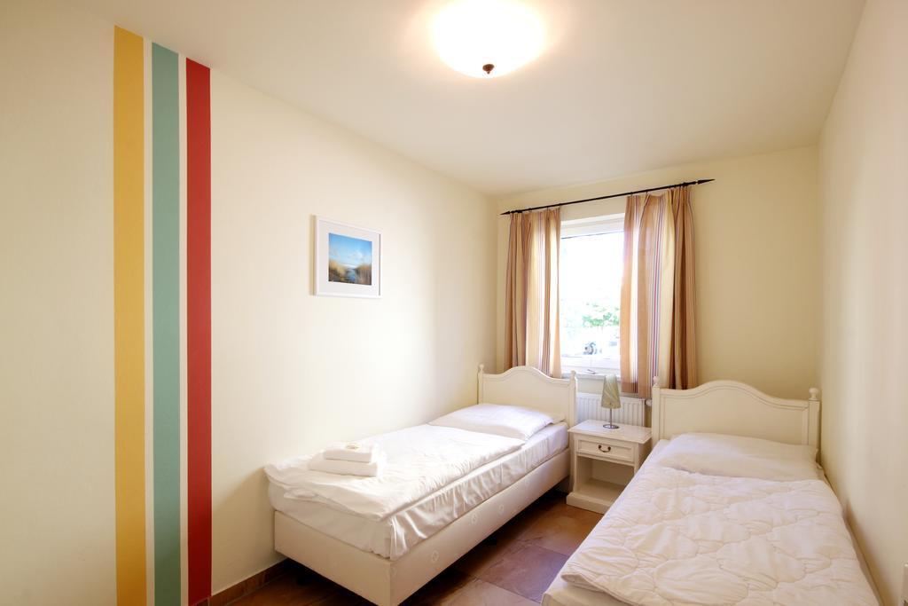 Apartmenthaus Hus Uebi By Rujana Binz Exterior photo